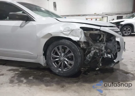 2015 Nissan Altima 2.5 S from USA, damaged, VIN 1N4AL3AP2FN407330